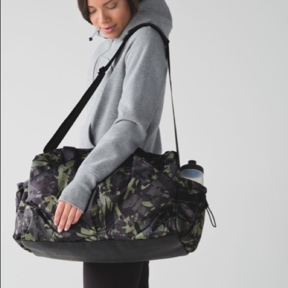 Rare Lululemon Extra Mile Duffel Bag